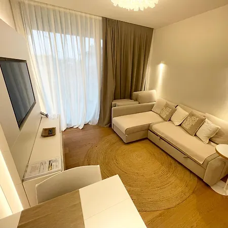 Apartment Starpalace Elegance Gym Pool Parking - A 2 Passi Dal Mare *