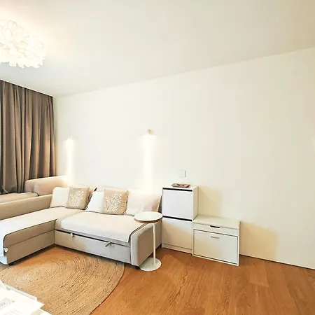 Apartment Starpalace Elegance Gym Pool Parking - A 2 Passi Dal Mare Lido di Jesolo
