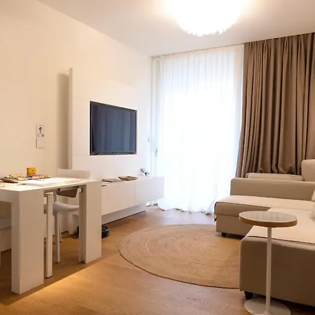 Apartment Starpalace Elegance Gym Pool Parking - A 2 Passi Dal Mare *